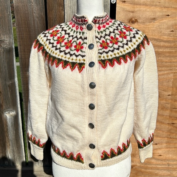 Oslo Sweater Shop Sweaters - Oslo Sweater Shop Hand Knitted Wool Sweater